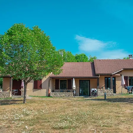 Village De Du Pigeonnier Tatil Evi Le Malzieu-Ville