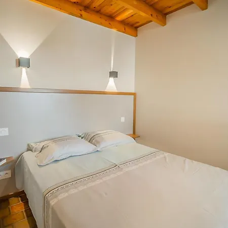Village De Du Pigeonnier Tatil Evi Le Malzieu-Ville